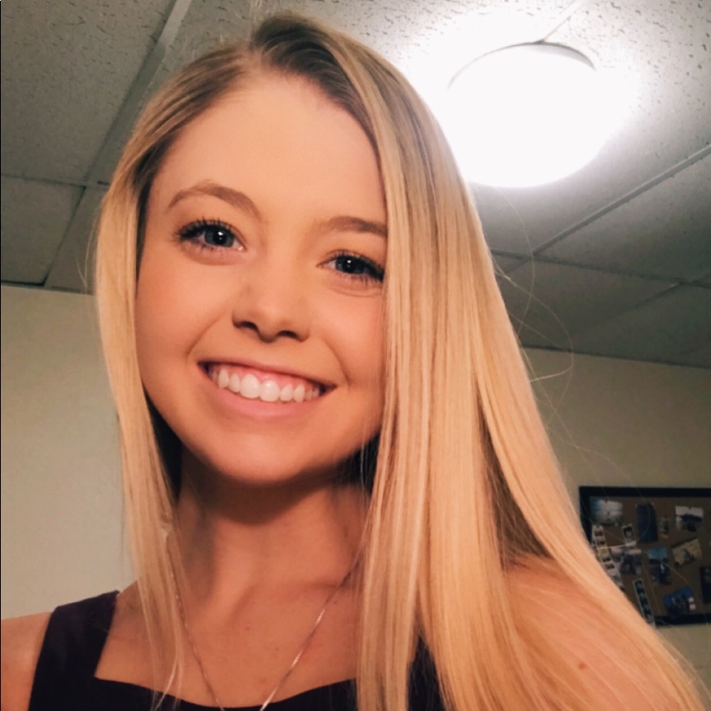 Meet your Posher, Kelsey